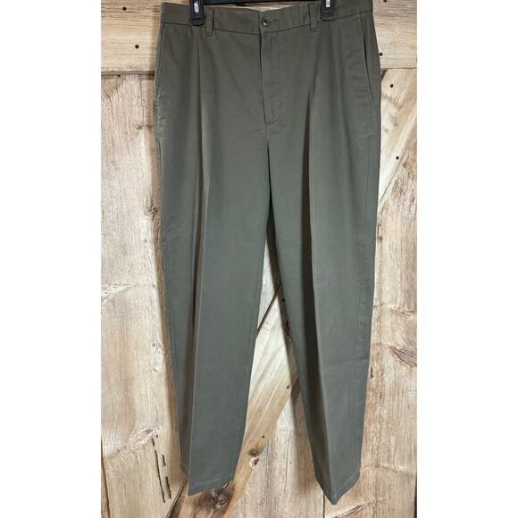 St. John’s Bay Olive Flat Front Pants Men’s Size 36 x 32 Army Green Slacks - Picture 1 of 10